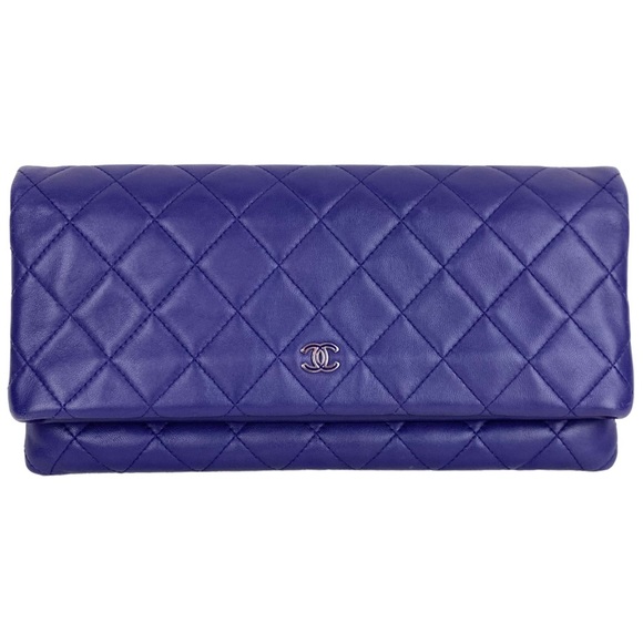 CHANEL Matelasse CC Lambskin Purple Clutch Bag - Picture 2 of 7